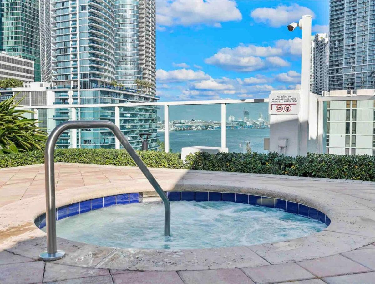 Brickellriver Loft With Parking & 12 Min To South Miami