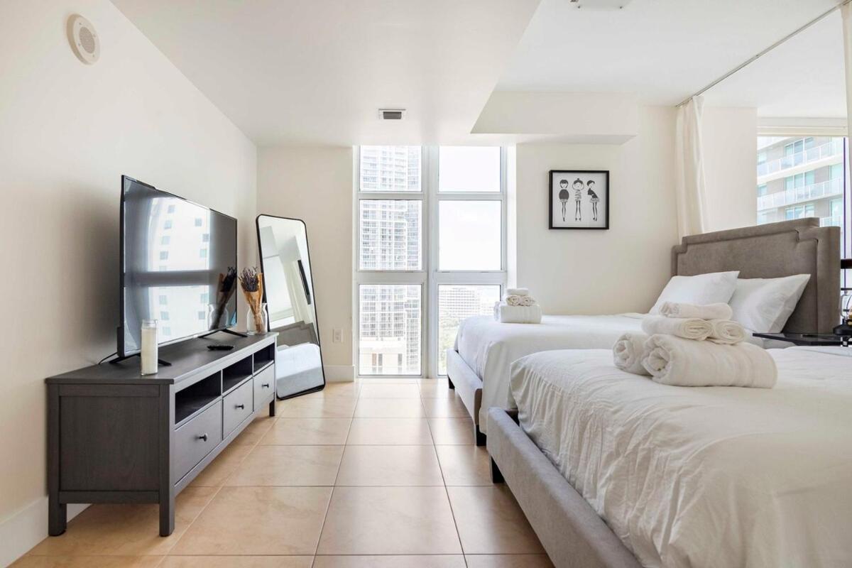 Brickellriver Loft With Parking & 12 Min To South * Miami