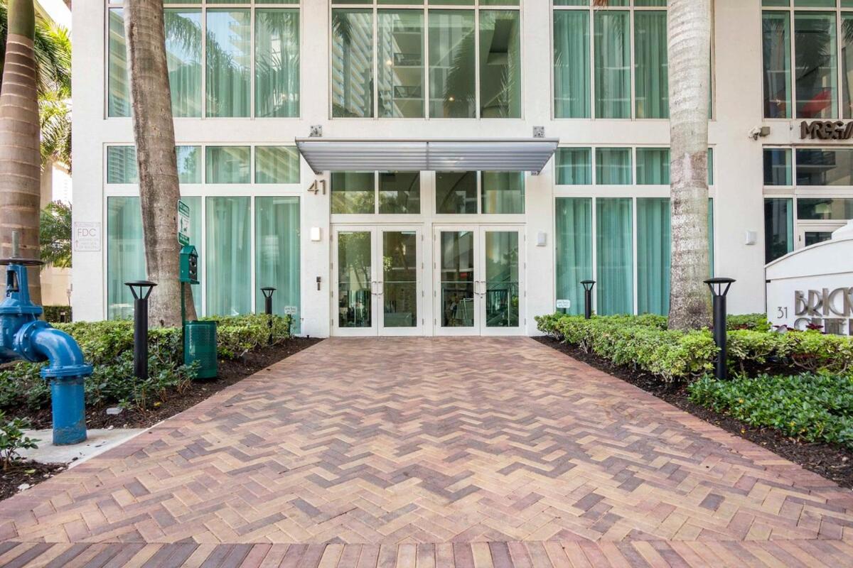 Apartment Brickellriver Loft With Parking & 12 Min To South *