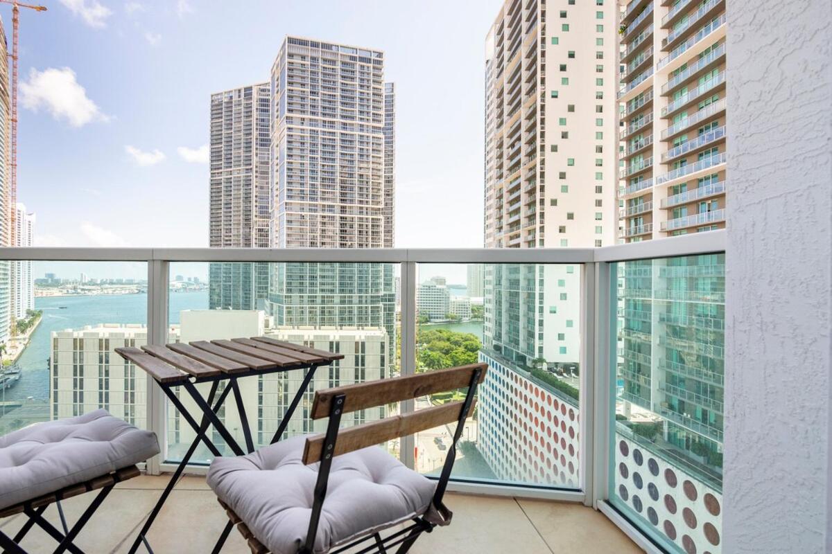 Apartment Brickellriver Loft With Parking & 12 Min To South Miami